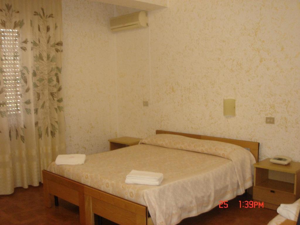 Hotel Ristorante Solari Бріатіко Номер фото