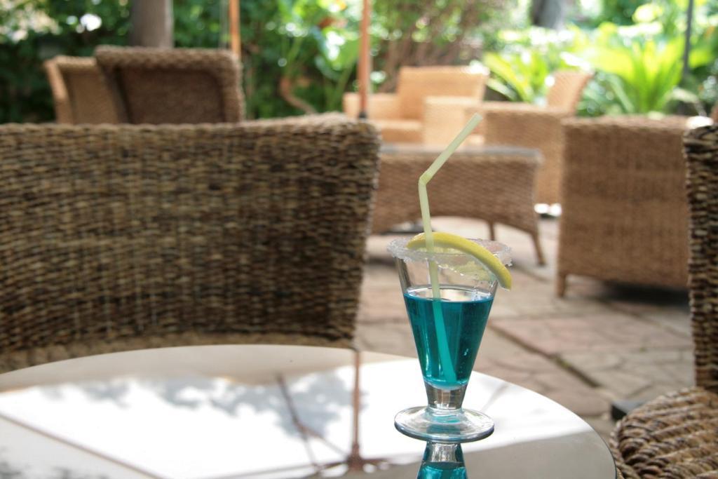Hotel Ristorante Solari Бріатіко Екстер'єр фото